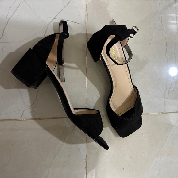 deezee | Shoes | Heels From Deezee Europe New Condition | Poshmark